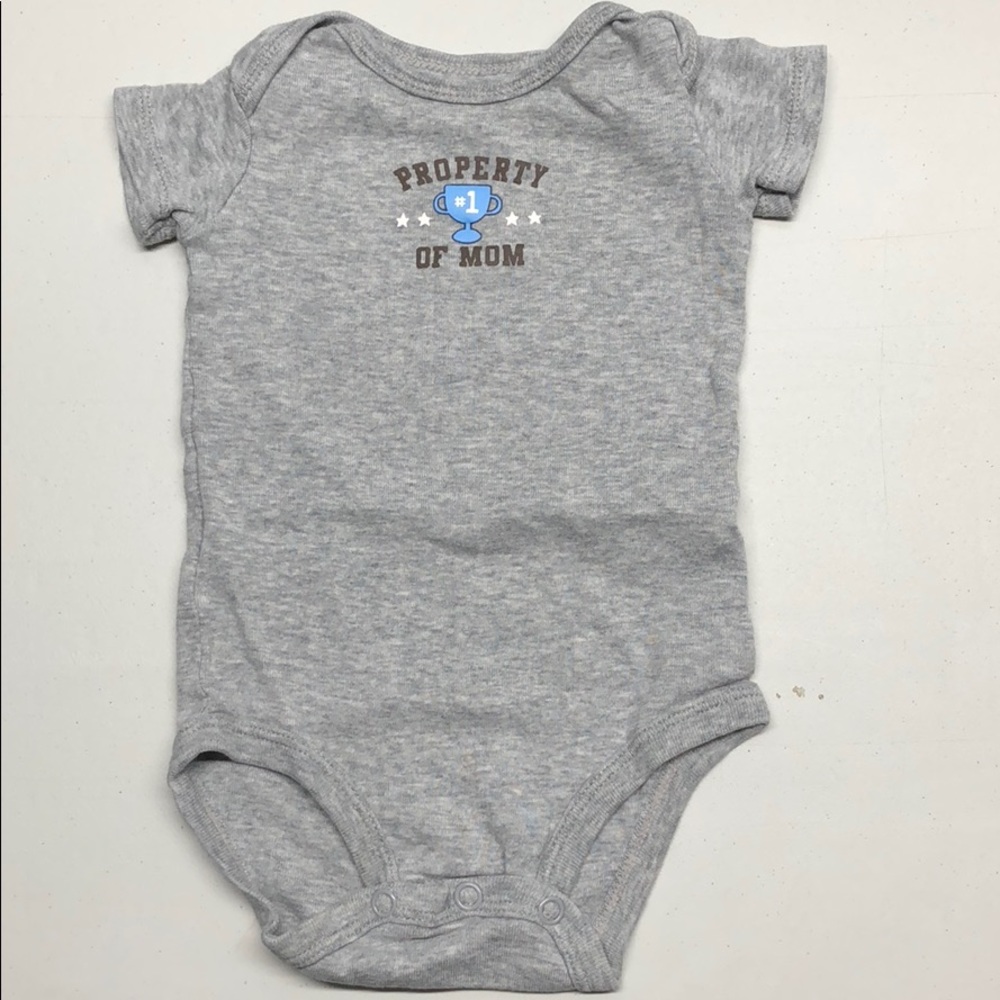 Lot of five ( 3 months ) baby clothes